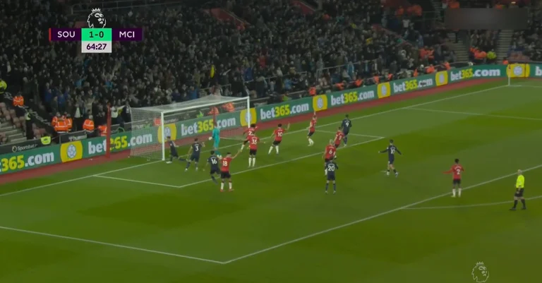 Man City equipara contra el Southampton de Brooklyn, héroe de Laporte