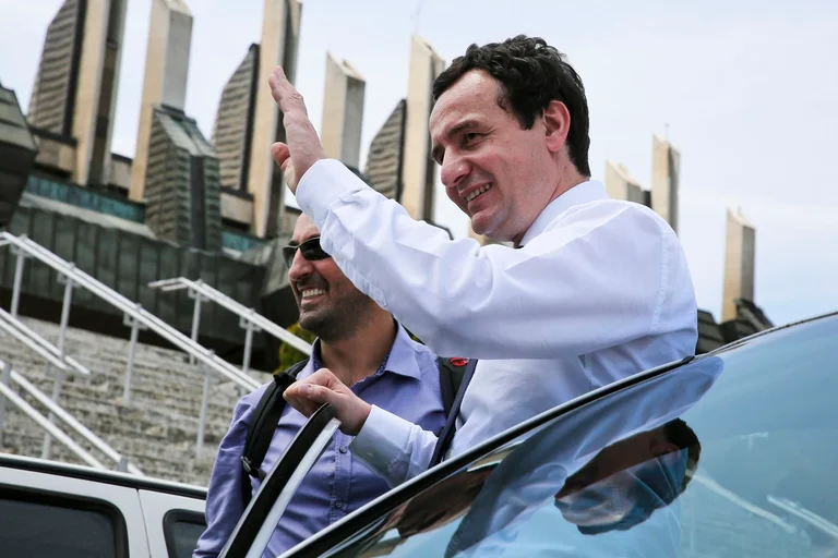 Complète et chère : les deux développements les plus dramatiques de la semaine et la ride de poche du peuple