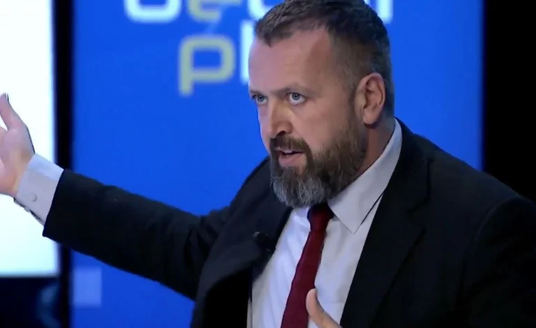 Hoxha pour le moment: Je regarde ce débat comme une ligne pétrolière arabe.