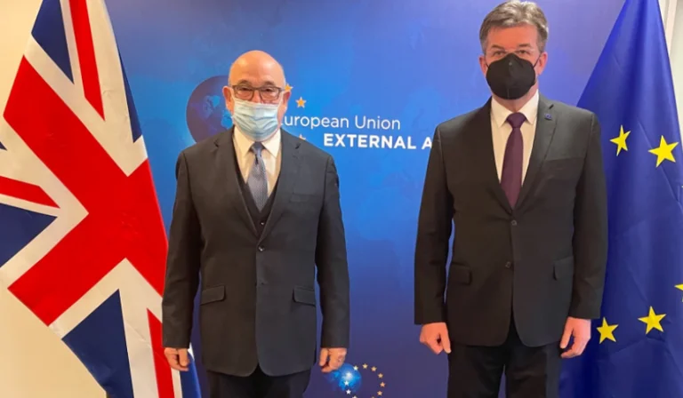 Lajcak meets Britain's Balkan envoy, discussed dialogue