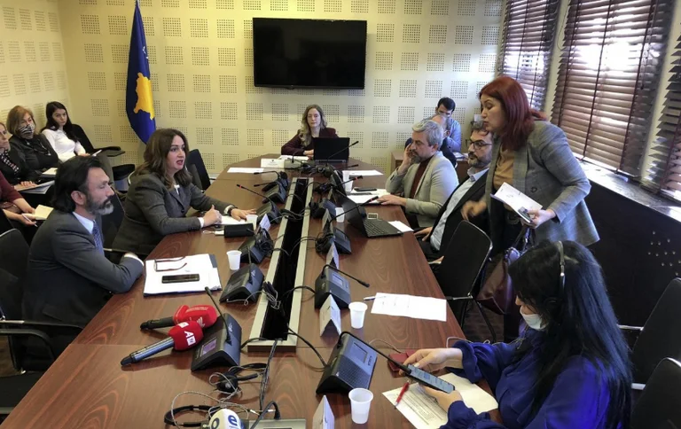 Debat to the Commission reporting Arbury Nagavci: Eliza Hoxha issues meeting after Ardian Gola crash
