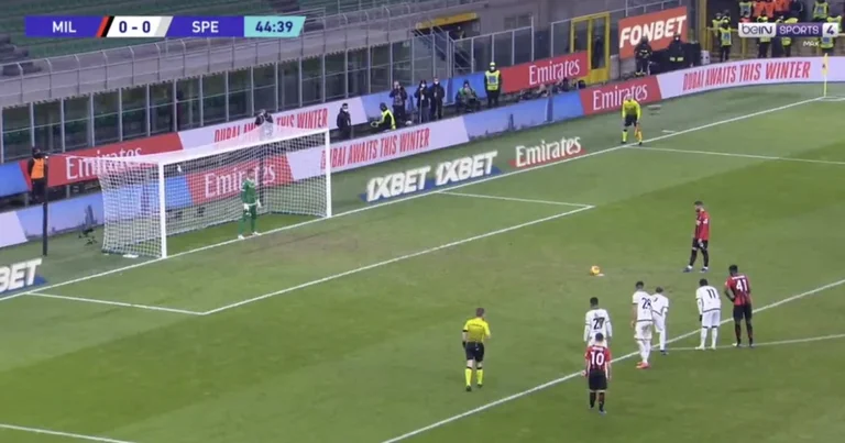 Questo disastroso fallimento dell'Hernandez per la pena ti renderà nervoso dopo averlo visto.