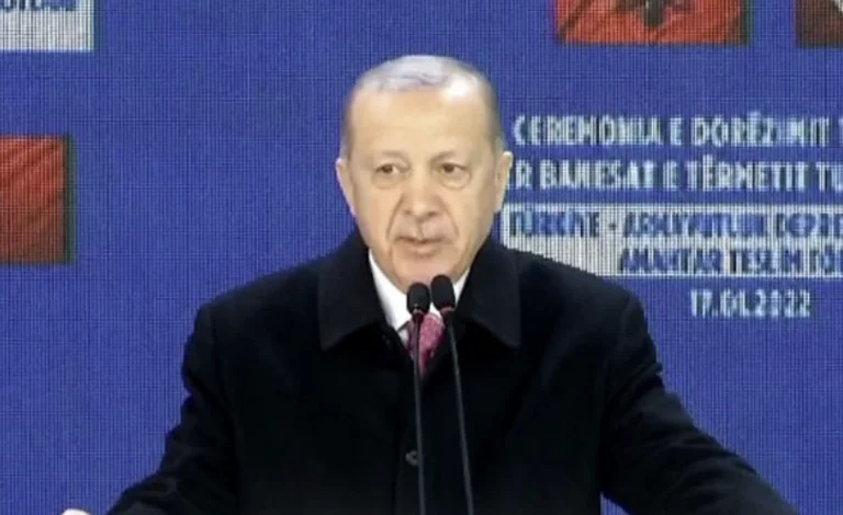 Erdogan Albanesi: La tua gioia è la gioia della Turchia, il tuo dolore