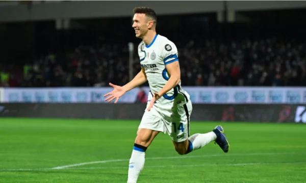 Chelsea pense à Perisic