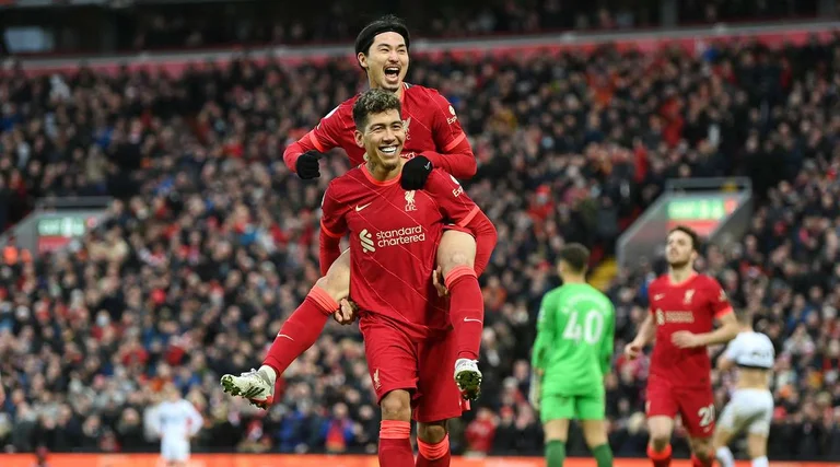 Liverpool besiegt Brentford leicht und greift die zweite Position