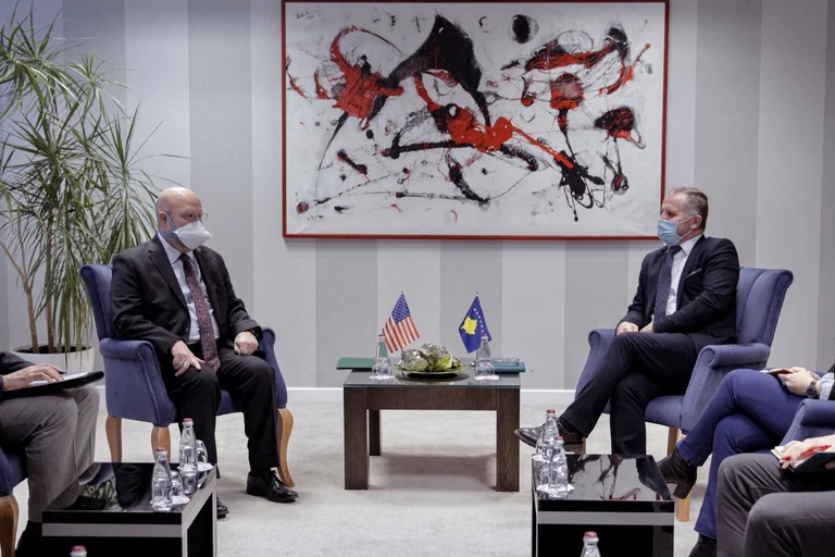 The American ambassador goes to Bislim office: Kosovo-Serbia agreement focused on mutual recognition