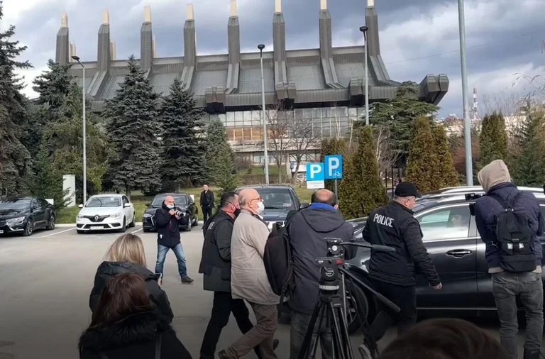 Co-workers of the magazine khararião react to the arrest of Bedri Halimi, believe in his innocence
