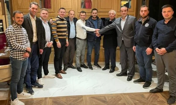 Vetevendosje zieht sich aus der Koalition mit LDK in Dragash zurück