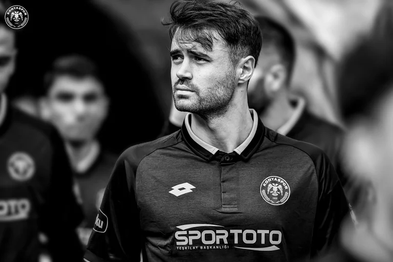 Ecco la macchina di Ahmet Calik dopo l'incidente che ha ucciso il calciatore turco
