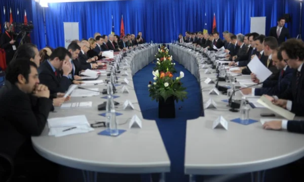 Otto anni dalla prima riunione congiunta di due governi Albania -Kosovo