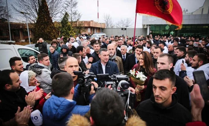 Rapports : Kadri Wessel arrive au Kosovo