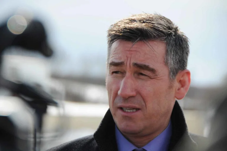Tod der Mutter: Kadri Wessel en Route nach Mitrovica, unter EULEX, Kosovo Police