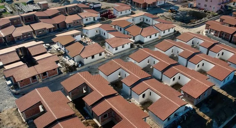(FOTO) Construction of 61 Tirana's Ndokq homes destroyed by earthquake