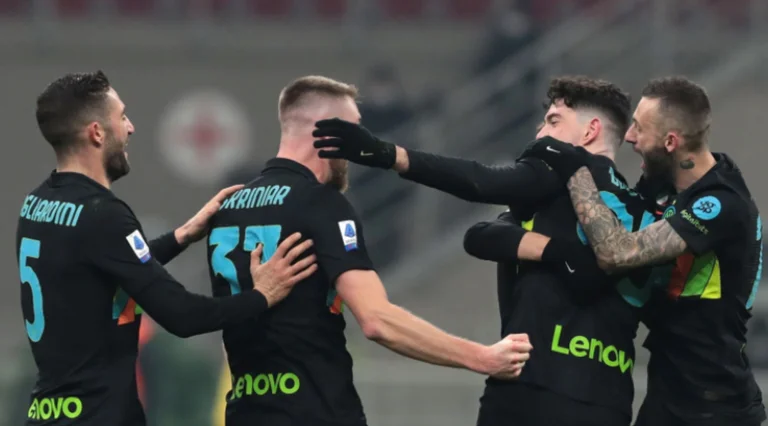 Inter défaites Lazio et tête Serie A