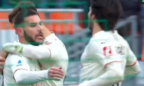 Milan marque le troisième but vers Venise