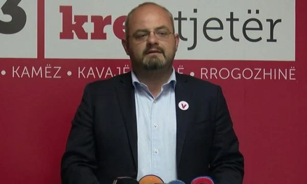 VV-Mitglied in Albanien sagt, Sali Berisha ist nicht der richtige Mann für Proteste gegen Vuciqi