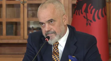 Rama për Al Jazeera: Projekti në Zvërnec do të realizohet pavarësisht kundërshtimeve