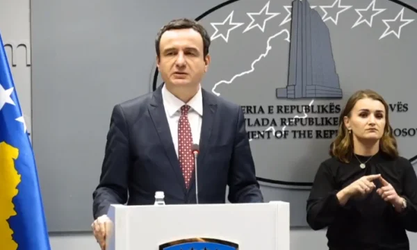 Kurti del me një zgjidhje: Qeveria do ta mbulojë furnizimin me energji elektrike