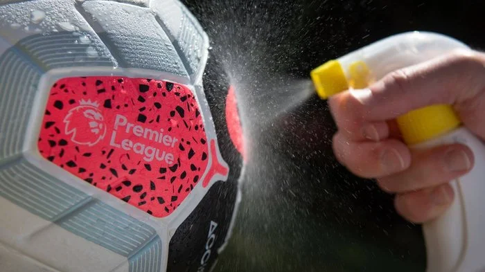Neuf matchs reportés à Premier League: Lundi, rendez-vous clubs