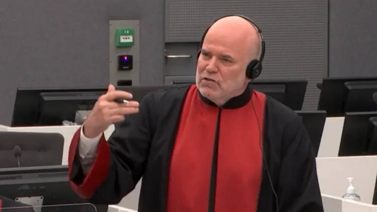 L'avocat de Thaci se révolte avec le Procureur : Profiter du rapport anti-Albanais de Dick Marty.