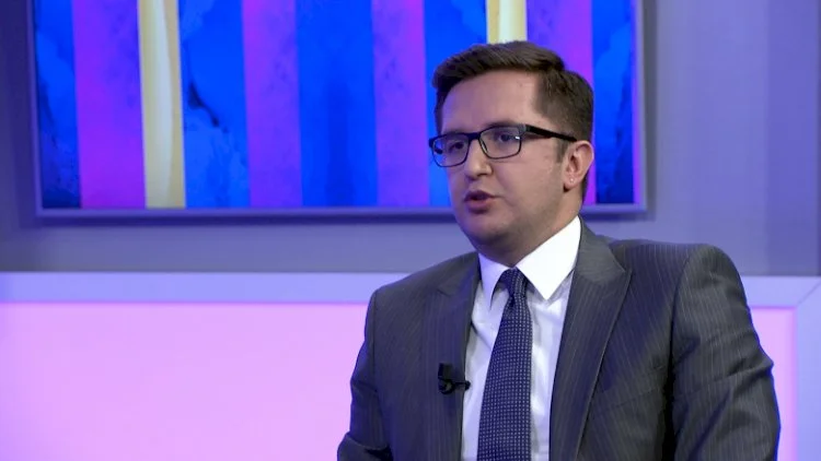 Mustafa: La déclaration de Kurti que “Je suis en train de se réchauffer avec qebe” s) vous entendez aucun premier ministre dans le monde
