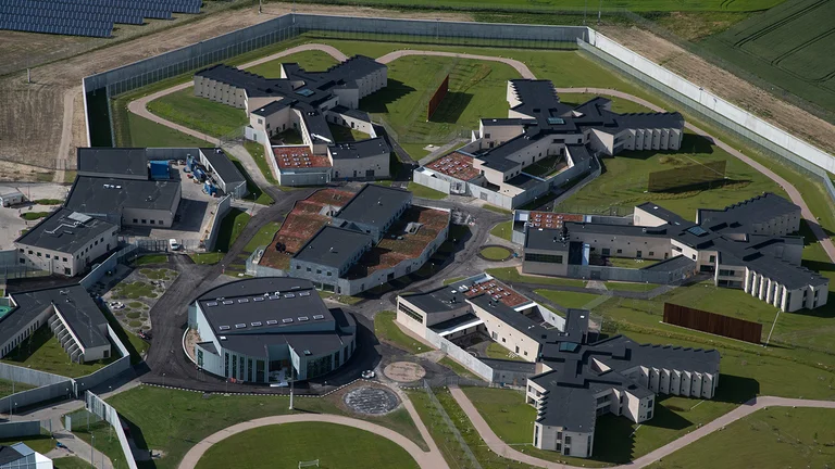 Expert en sécurité: louer des prisons et dire non au gaz américain est une politique irresponsable
