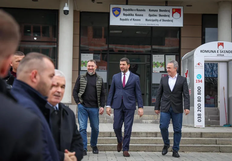 Memli Krasniqi en Skenderaj: Reversión del PDK es competencia para el desarrollo