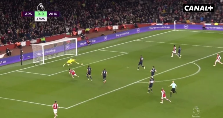 Arsenal scuote West Hamin alla fine, Martinell colpisce il bersaglio