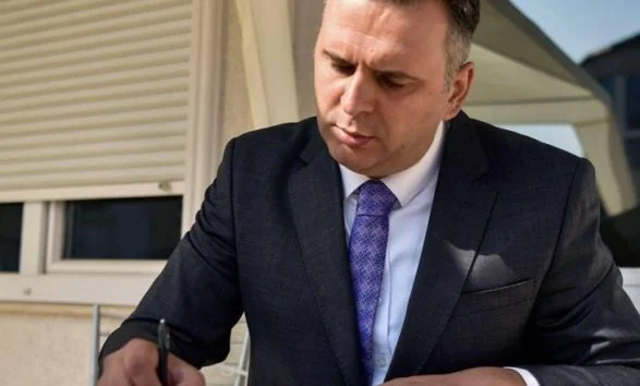 Deputet Bajqinovci tallet me dyshimet se Haradinajt kanë rrahur truprojen e tyre