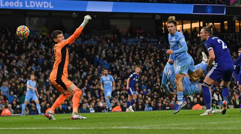 Man City e bën për ‘kripë e qepë’ Leedsin: Ky nuk mund të quhet futboll