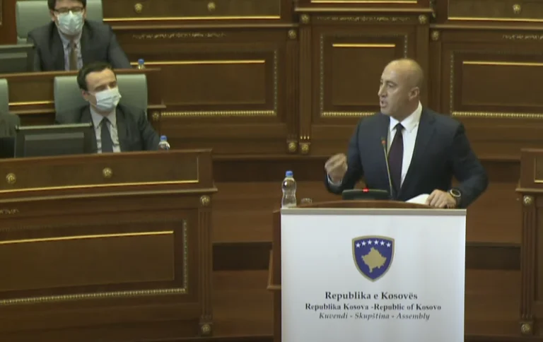 Haradinaj, Kurtit: Nuk është ‘‘shkencë’’ hartimi i Ligjit për Paga, a don të ndihmoj