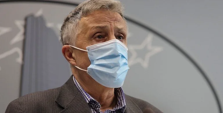Rrahman Jasharaj takon Sveçlën dhe Nagavcin: Afat deri në mars dhe le të merren me punët e tyre, mos t’na sulmojnë