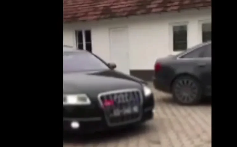 Kapet qytetari në Pejë pasi përdori drita rotative si të zyrtarëve të shtetit (Video)