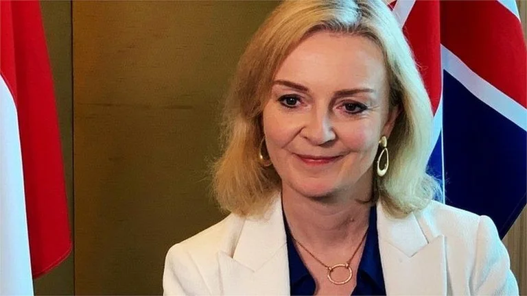 Sekretarja britanike pas takimit me kryediplomatët e rajonit: Tensionet në Ballkan kanë arritur kulmin