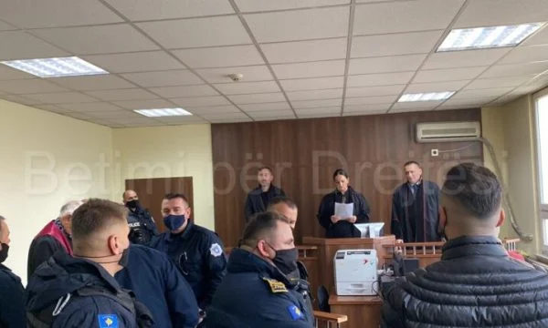 E vrau me tetë plumba dhe ia hodhi trupin në lumë, istogasi dënohet me 17 vjet burgim