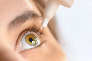 FDA approva nuovi colliri che possono sostituire gli occhiali da lettura