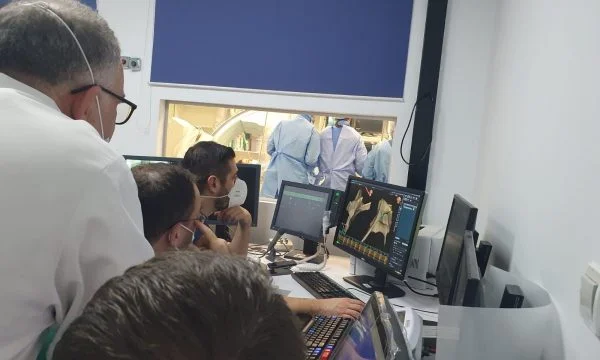 Për herë të parë në QKUK realizohen procedura të reja për pacientët me aritmi