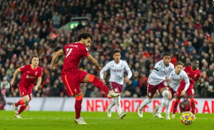 Gerrardi del i frustruar nga ‘Anfield’: Goli i Salahut ‘fundos’ Aston Villan