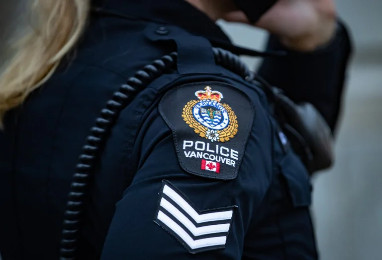 Policja zvicerane shpallet fajtore, qëlloi me armë kosovarin