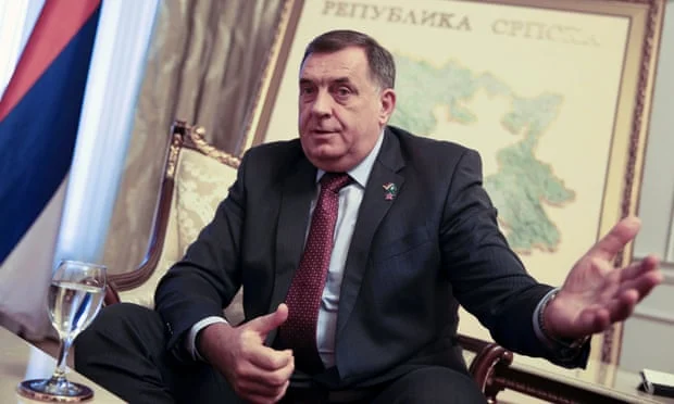 Sot mund të nis ndarja e Bosnjes, Dodik thotë që “s’i han palla” për sanksionet amerikane