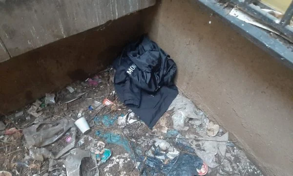 Dy persona në Prishtinë ia vodhën kuletën një gruaje, arrestohen nga policia