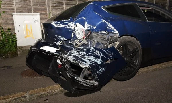 E bën Ferrarin përshesh Kosovari akuzohet për gara ilegale me makina në Zvicër