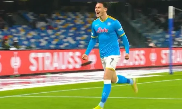 Elmas shënon golin e dytë për Napolin kundër Leicester