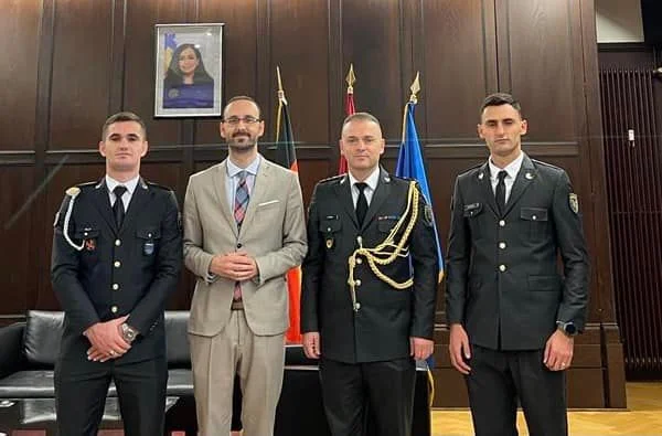 Dy kadetë të FSK-së kanë përfunduar Akademinë Ushtarake në Gjermani