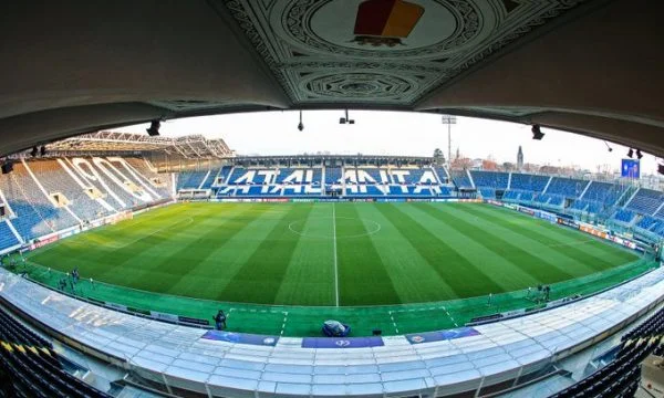 Atalanta apo Villarreal, cila skuadër do të jetë në 1/8-ën e Ligës së Kampionëve