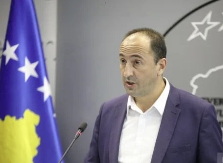 Aliu: Hekurudha Prishtinë-Durrës, 1 milion euro për studimin e fizibilitetit