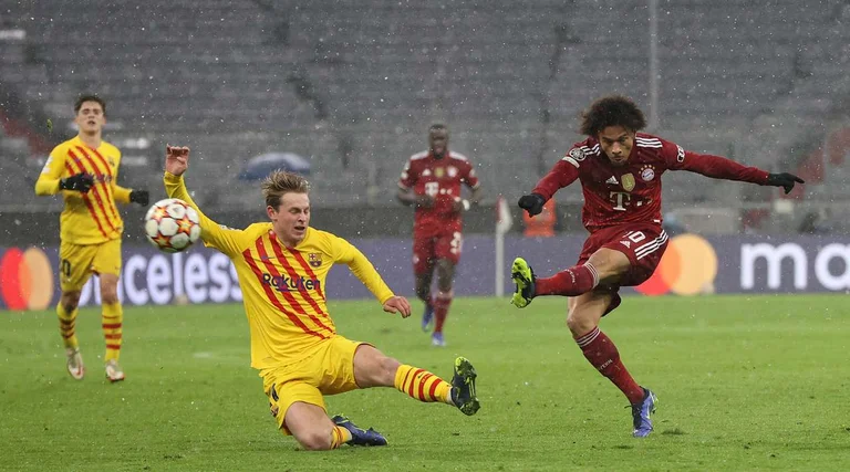 Barcelona i thotë ‘mirëmbrëma’ Europa Leagues: Bavarezët shkatërrojnë përsëri katalunasit e mjerë