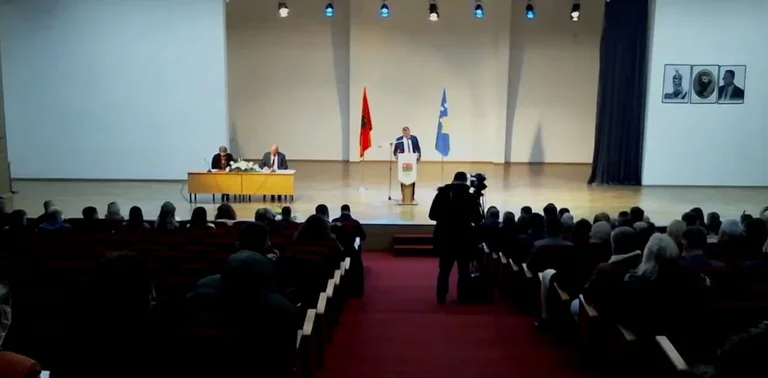 Xhafer Gashi betohet si kryetar i Obiliqit, VV bën veprimin e papritur
