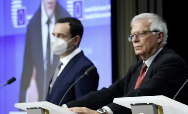 Lëvizja Vetëvendosje shpërndan citatin e Kurtit që shkaktoi tension në konferencën me Borellin