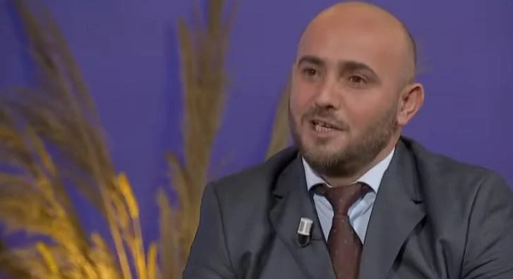 Hasani i veturës ‘modeste’: Votuesit kanë qenë të shokuar nga humbja ime, njërit i ka ra të fikët
